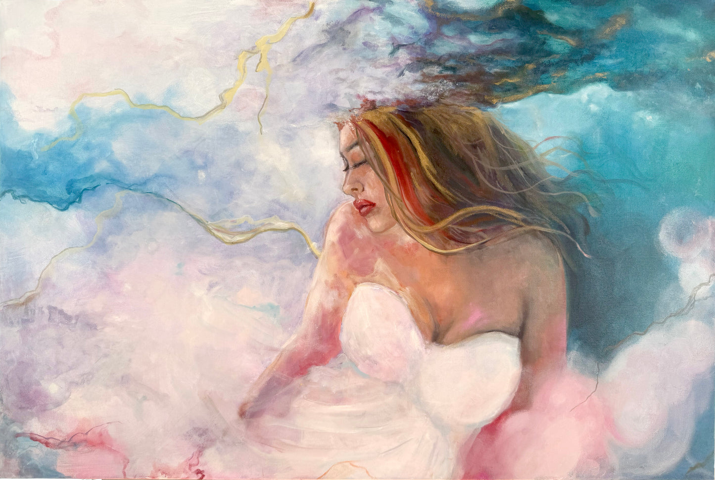 Immersed Between Strength and Femininity